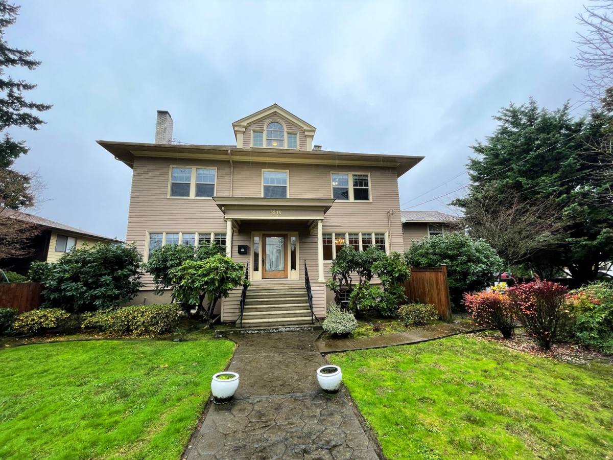 House for rent at 5514 NE Halsey St, Portland, OR 97213