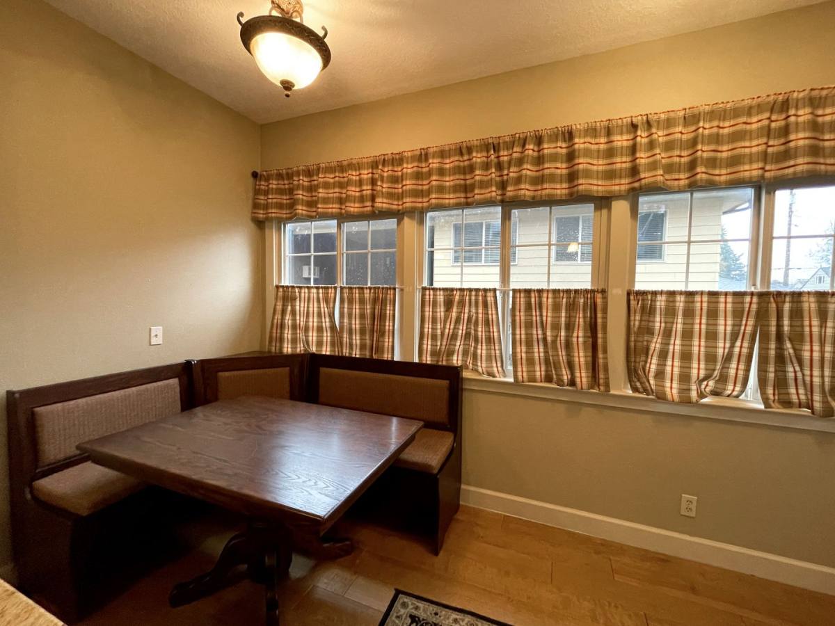 House for rent at 5514 NE Halsey St, Portland, OR 97213