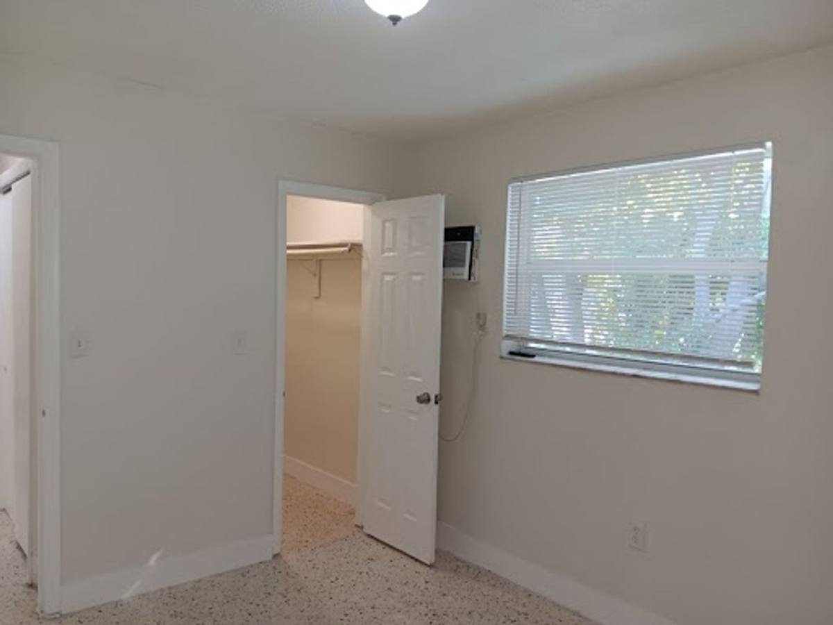 Apartment for rent at 126 NW 6 Ave, Miami, FL 33128