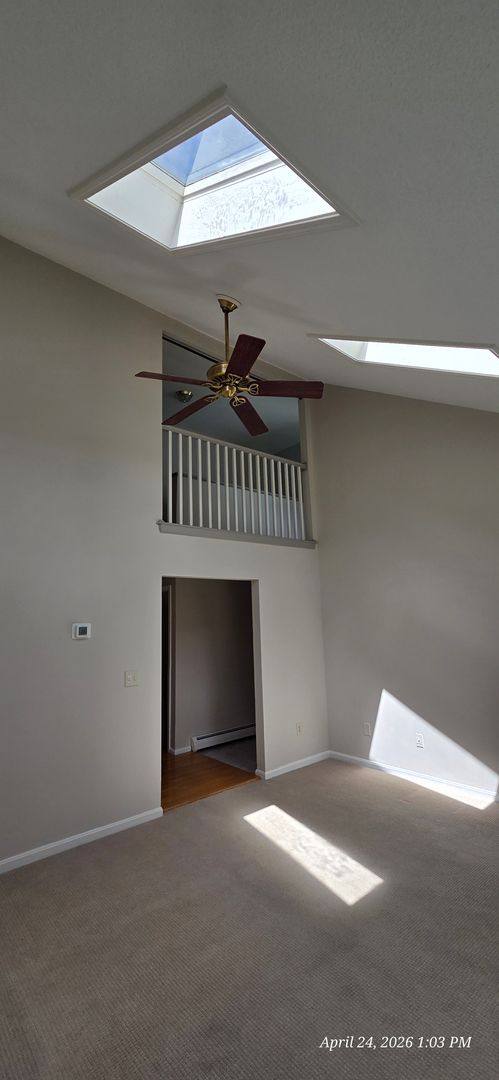 Apartment for rent at 15R Bonnie Lane, Derry, NH 03038