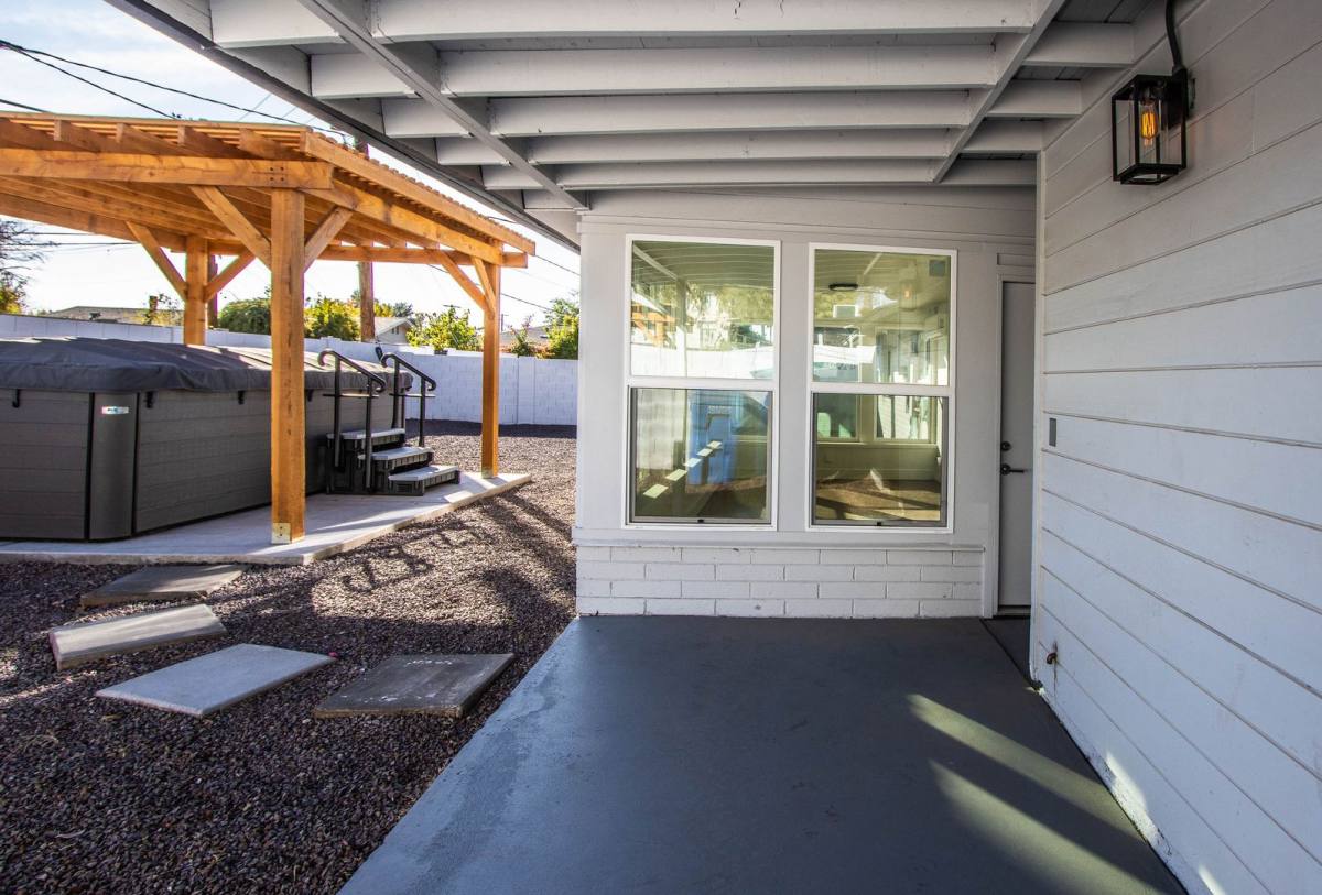 House for rent at 4721 N 24th St, Phoenix, AZ 85016