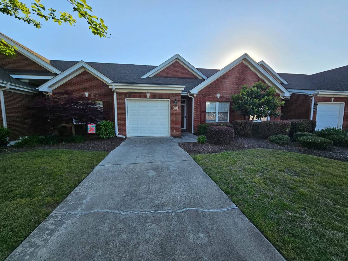 Townhouse for rent at 204 Hilliard Court, Wilmington, NC 28411