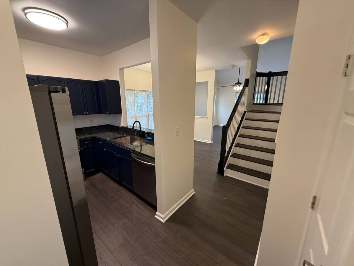 Townhouse for rent at 6366 Mallard View Lane, Charlotte, NC 28269