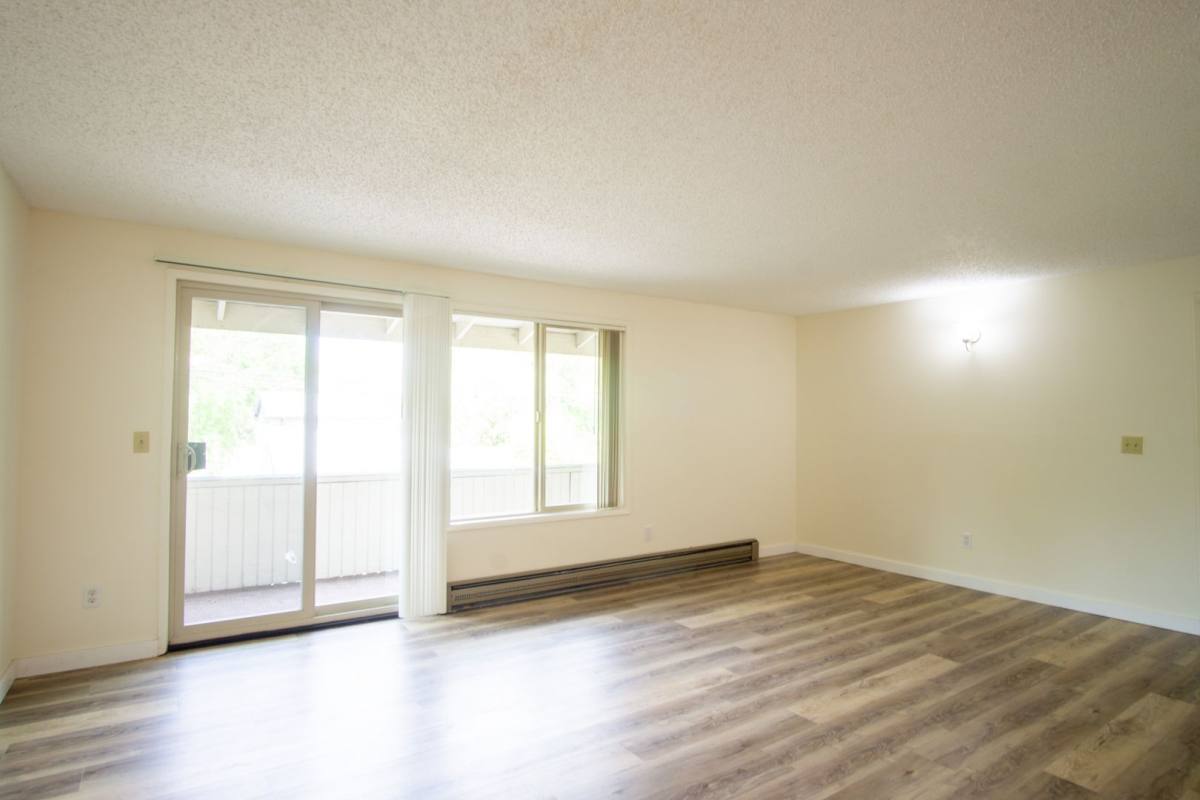 Townhouse for rent at 9134 SW Becker Dr, Portland, OR 97223
