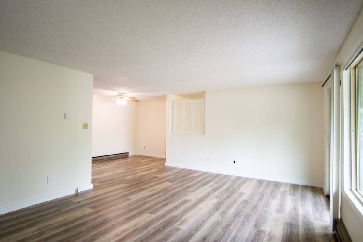 Townhouse for rent at 9134 SW Becker Dr, Portland, OR 97223