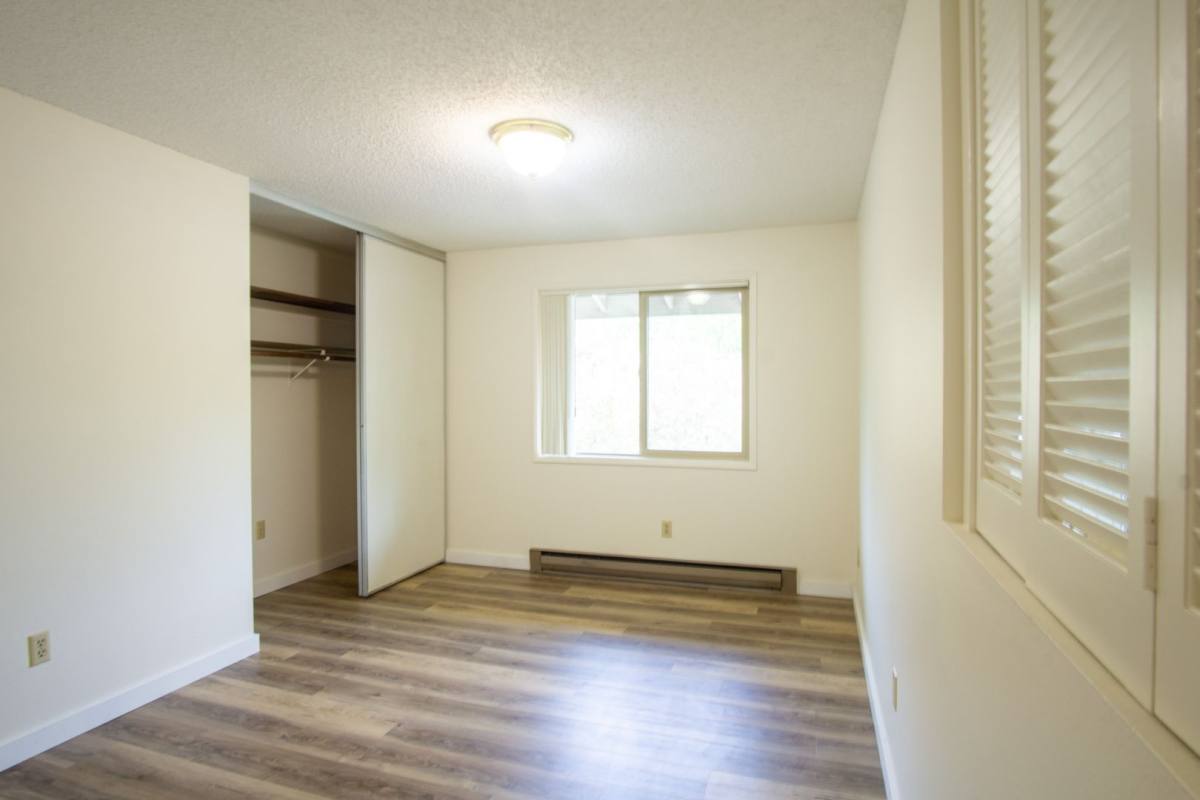 Townhouse for rent at 9134 SW Becker Dr, Portland, OR 97223