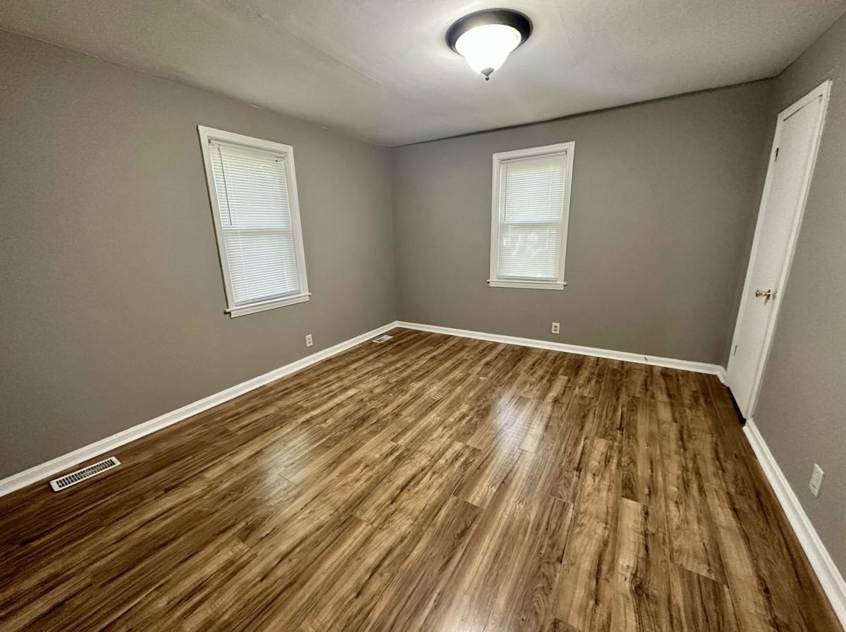 Apartment for rent at 896 Locust Dr, Clarksville, TN 37040