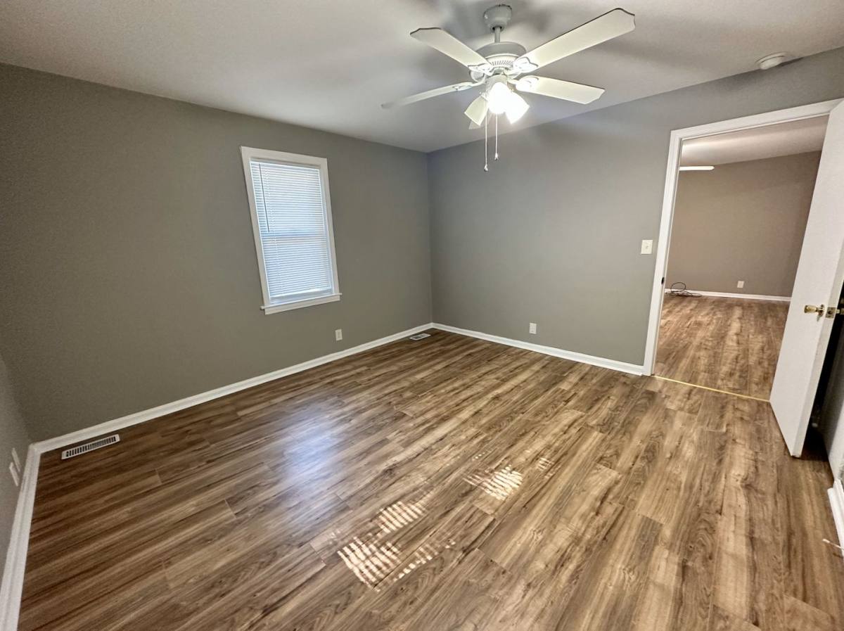Apartment for rent at 896 Locust Dr, Clarksville, TN 37040