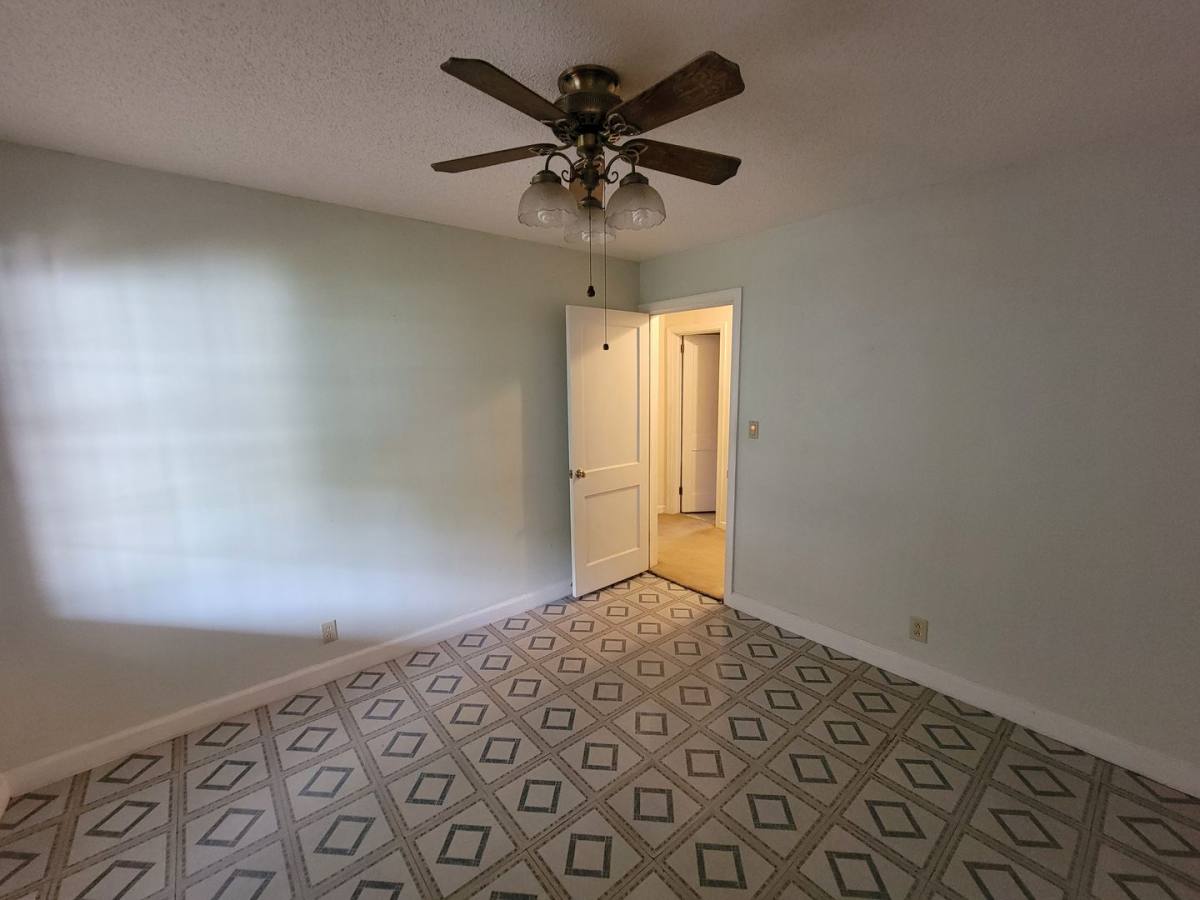 House for rent at 1304 Gracewood Dr, Greensboro, NC 27408