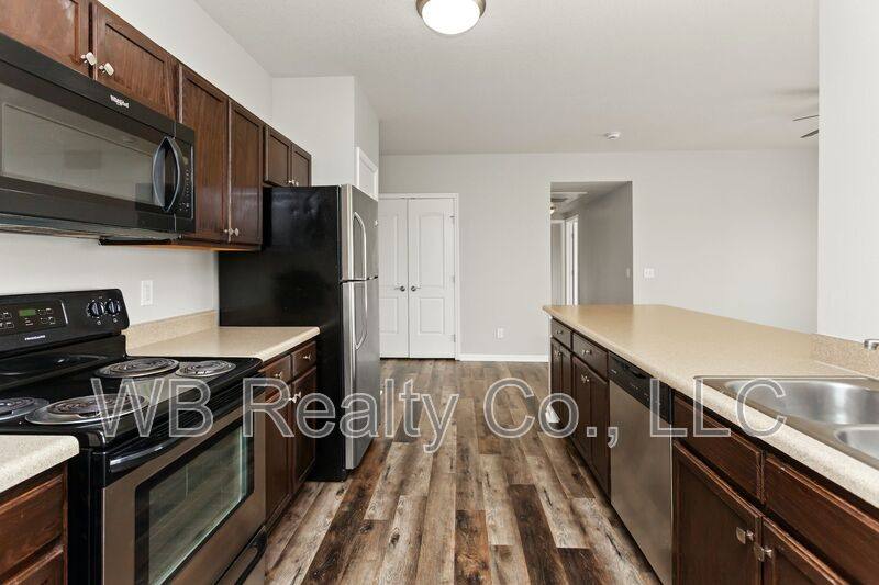 Apartment for rent at 1951 N James St #107, Grimes, IA 50111