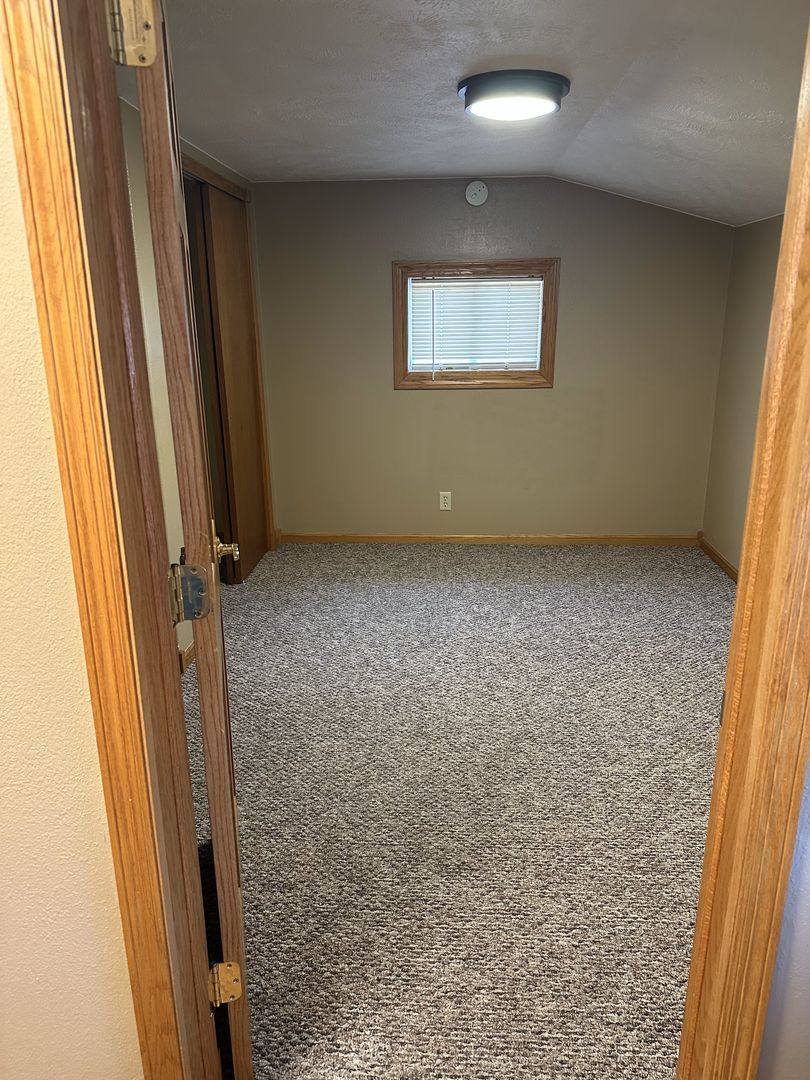 Apartment for rent at 716 S Iowa St, Mitchell, SD 57301