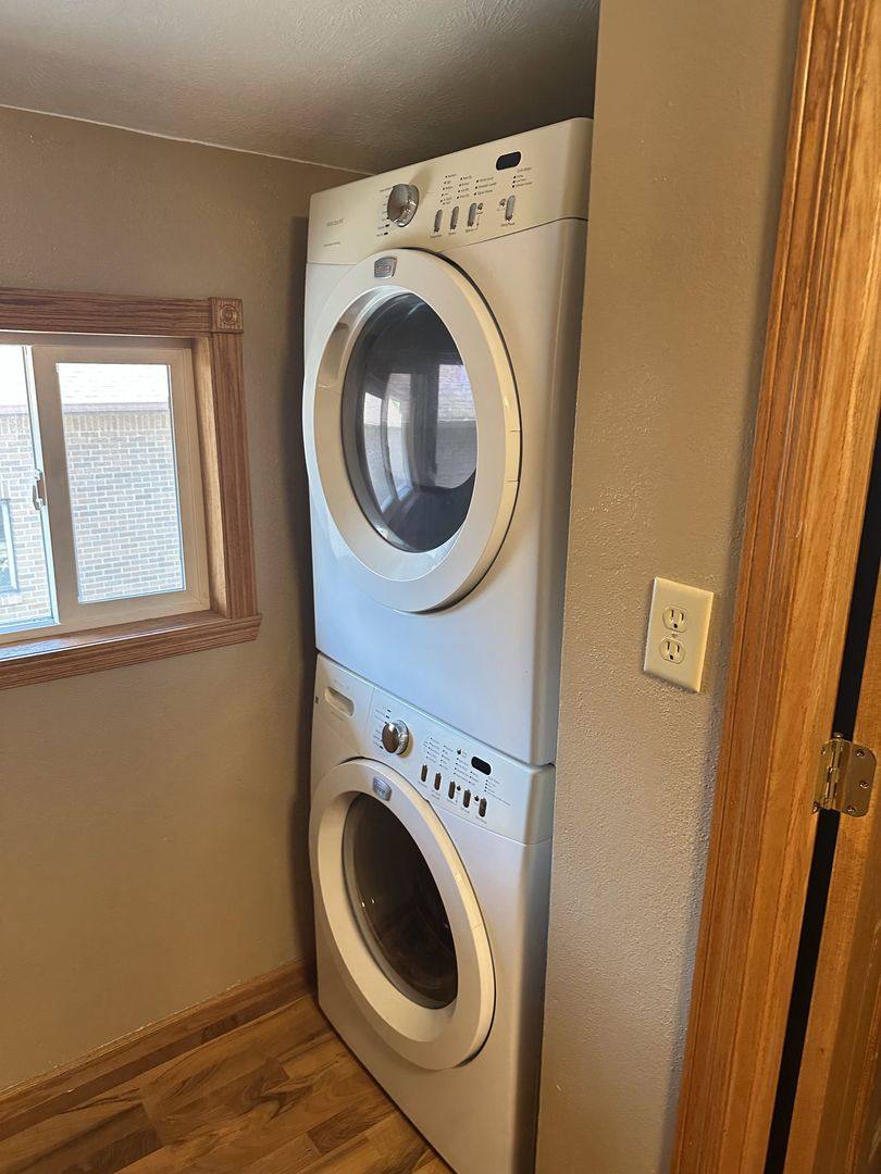 Apartment for rent at 716 S Iowa St, Mitchell, SD 57301