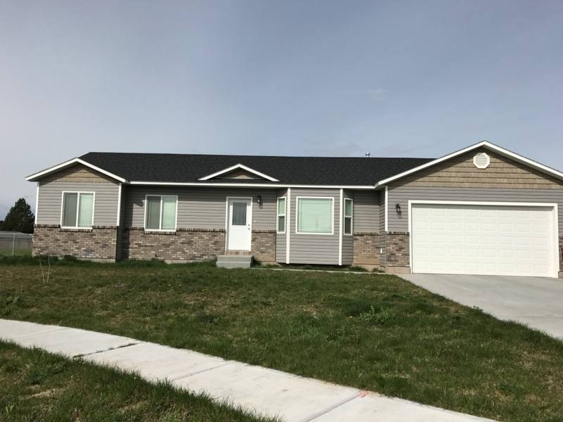 House for rent at 959 Preston Dr, Idaho Falls, ID 83401