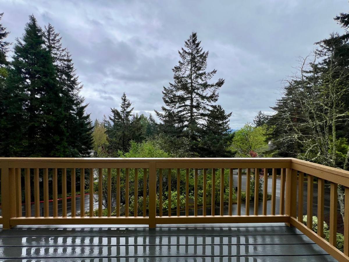 Apartment for rent at 304 Cervantes, Lake Oswego, OR 97035