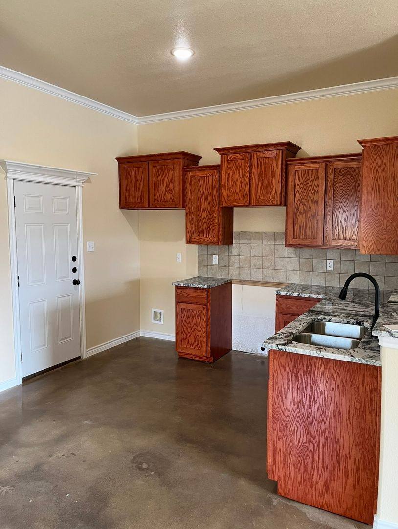 Apartment for rent at 215 W Dunn, Killeen, TX 76541