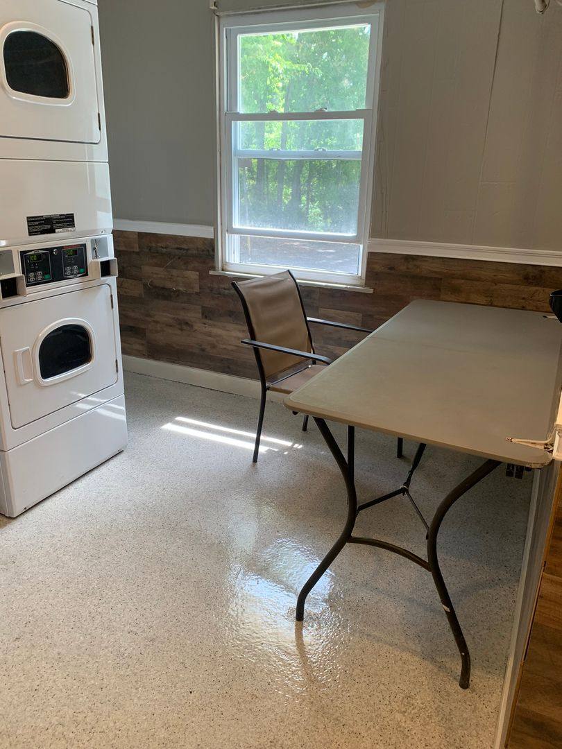 Apartment for rent at 702 Fairway Dr, Evansville, IN 47710