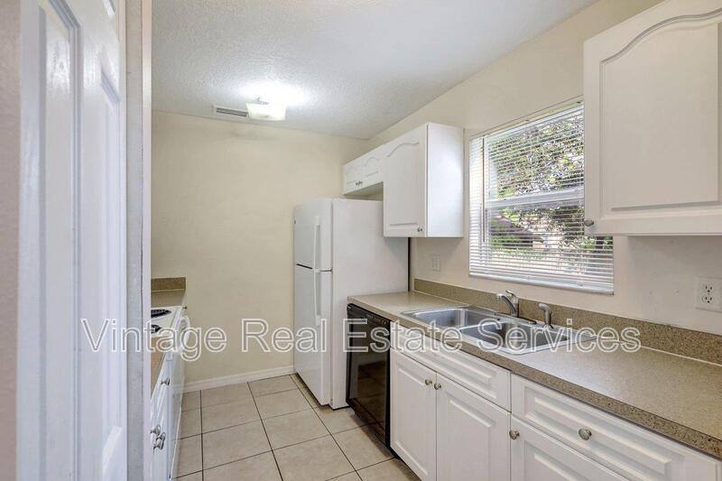 House for rent at 720 Newton Ave, Saint Petersburg, FL 33701