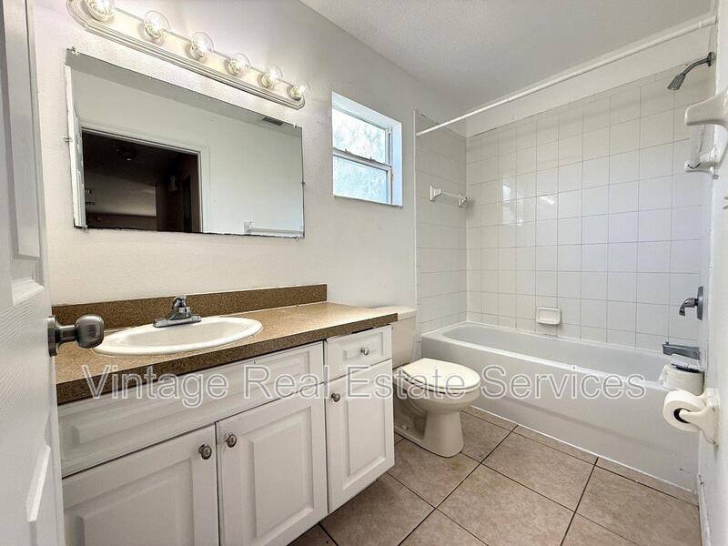 House for rent at 720 Newton Ave, Saint Petersburg, FL 33701