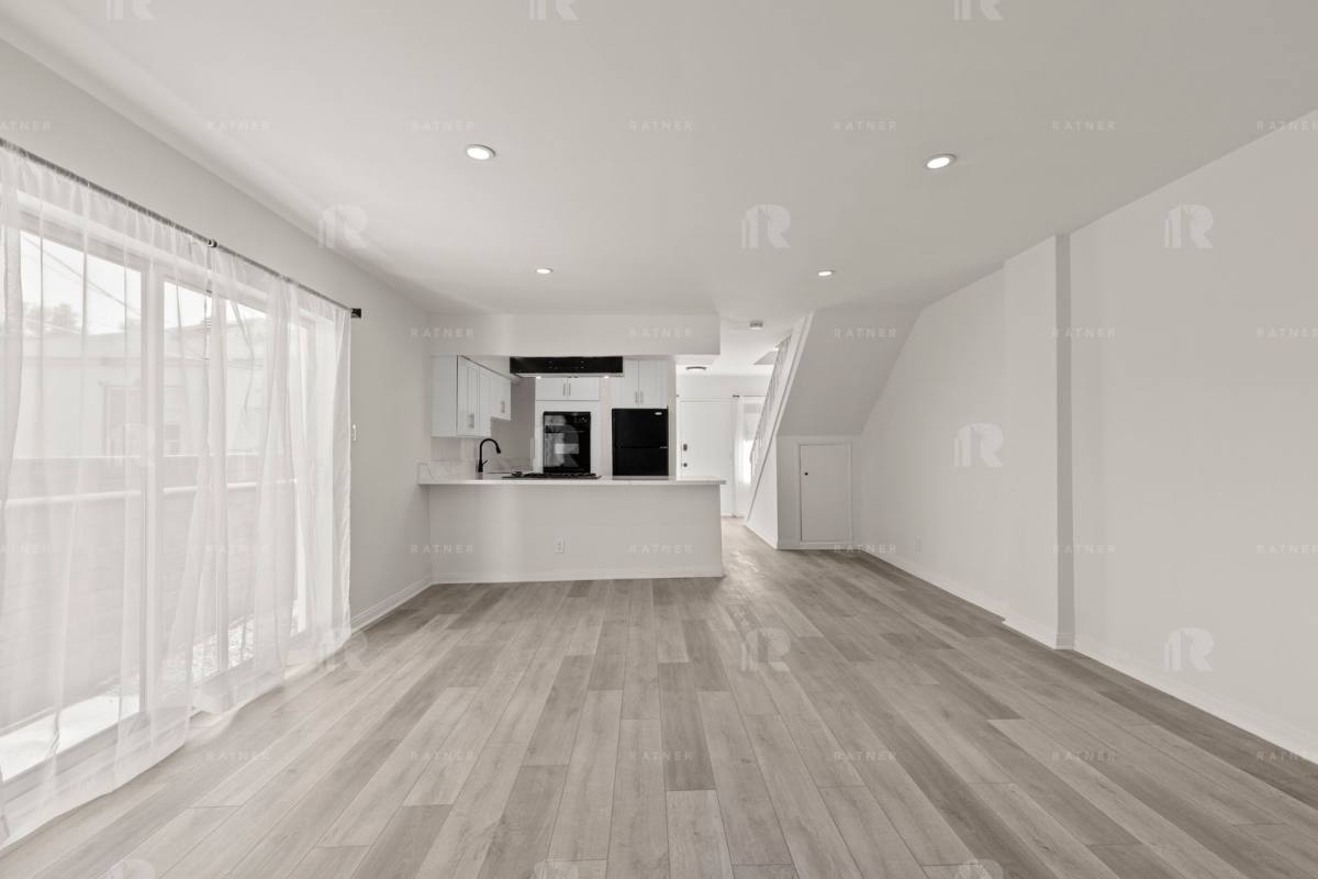 Apartment for rent at 350 S Sierra Madre Blvd, Pasadena, CA 91107