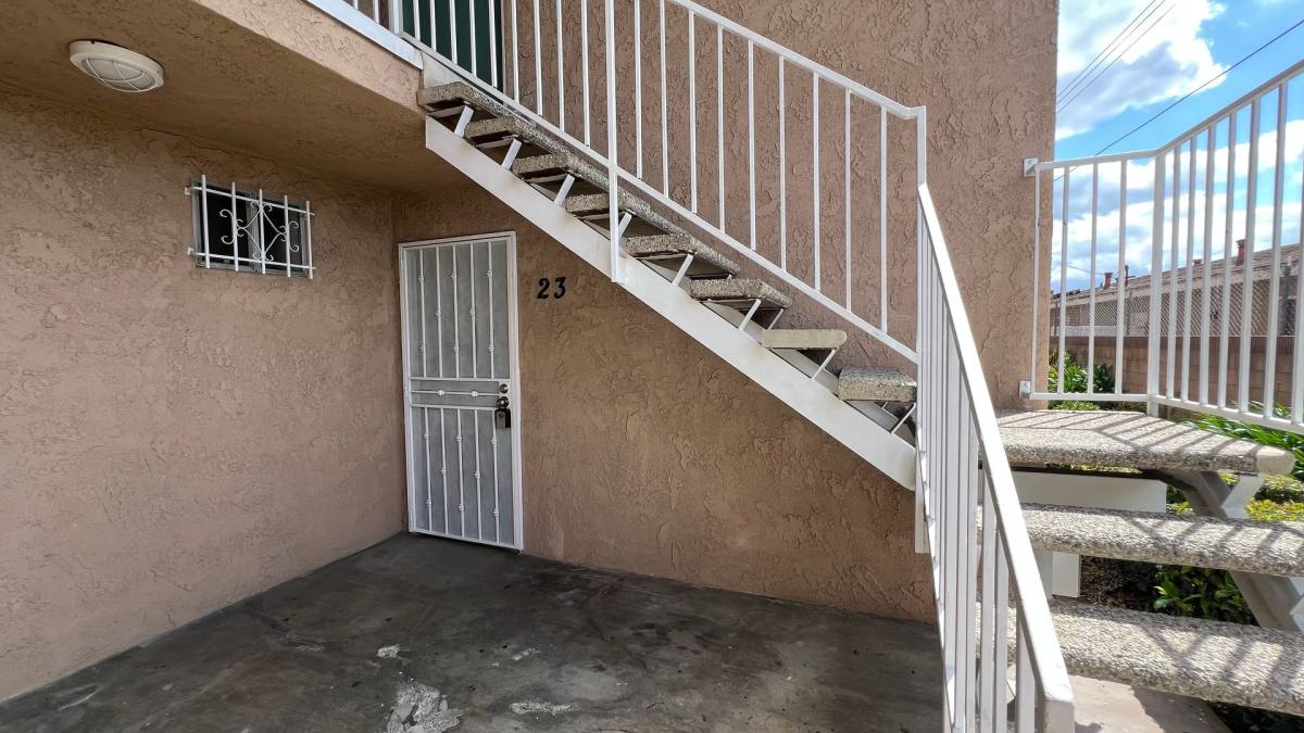 8362 Walker St, La Palma, CA 90623