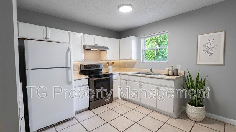 Apartment for rent at 5144 Westchase Court #1, Jacksonville, FL 32210