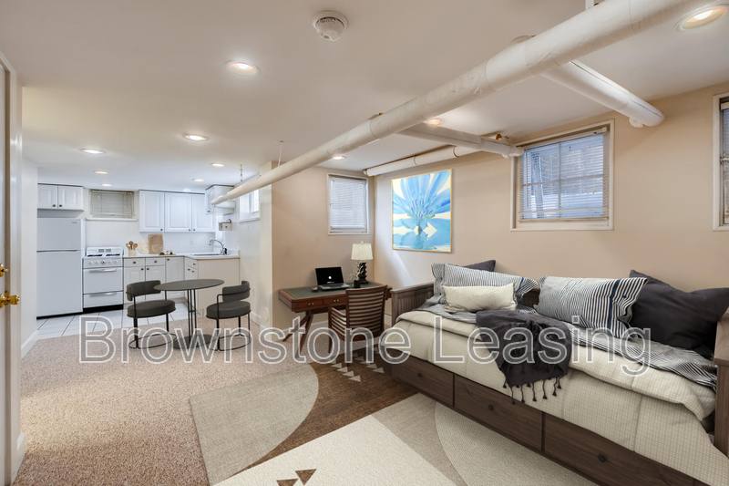 Apartment for rent at 1122 N Emerson St #5, Denver, CO 80218