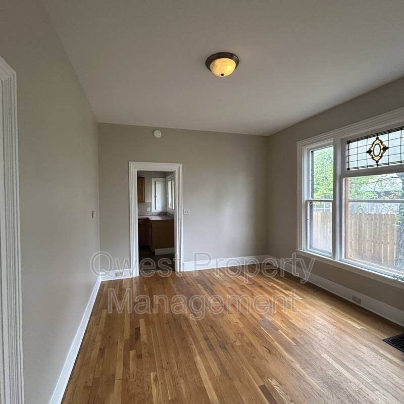 Apartment for rent at 221 Hollister Ave SE #1, Grand Rapids, MI 49506