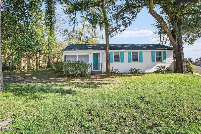 House for rent at 5463 Marcia Circle, Jacksonville, FL 32210