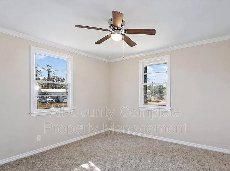 House for rent at 5463 Marcia Circle, Jacksonville, FL 32210