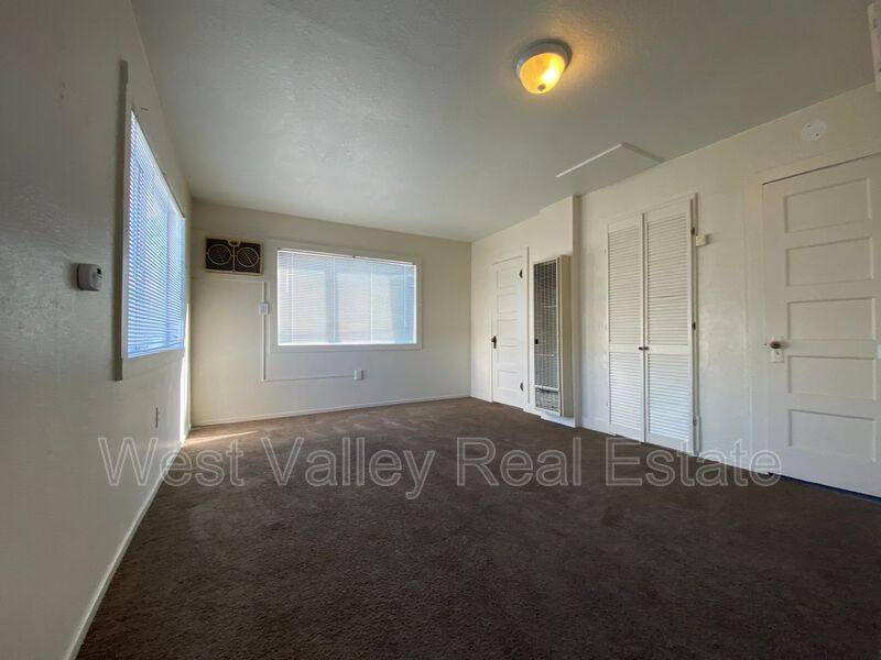 Apartment for rent at 725 1 2 Kern St #B, Taft, CA 93268