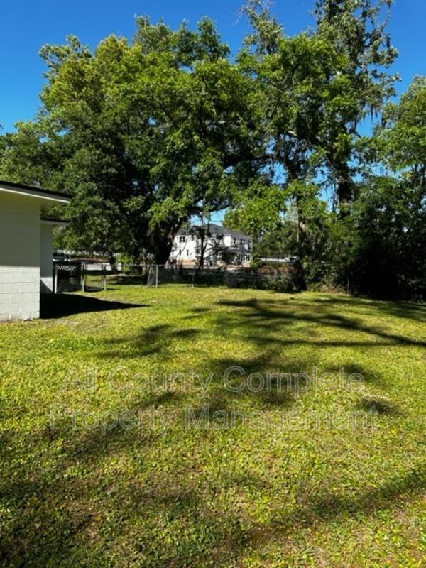 House for rent at 6004 Marsha Dr, Jacksonville, FL 32205