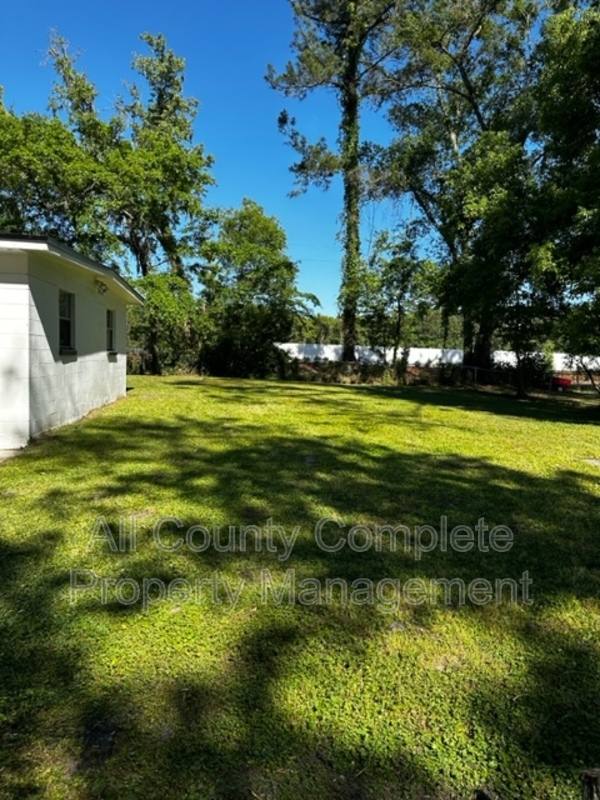 House for rent at 6004 Marsha Dr, Jacksonville, FL 32205