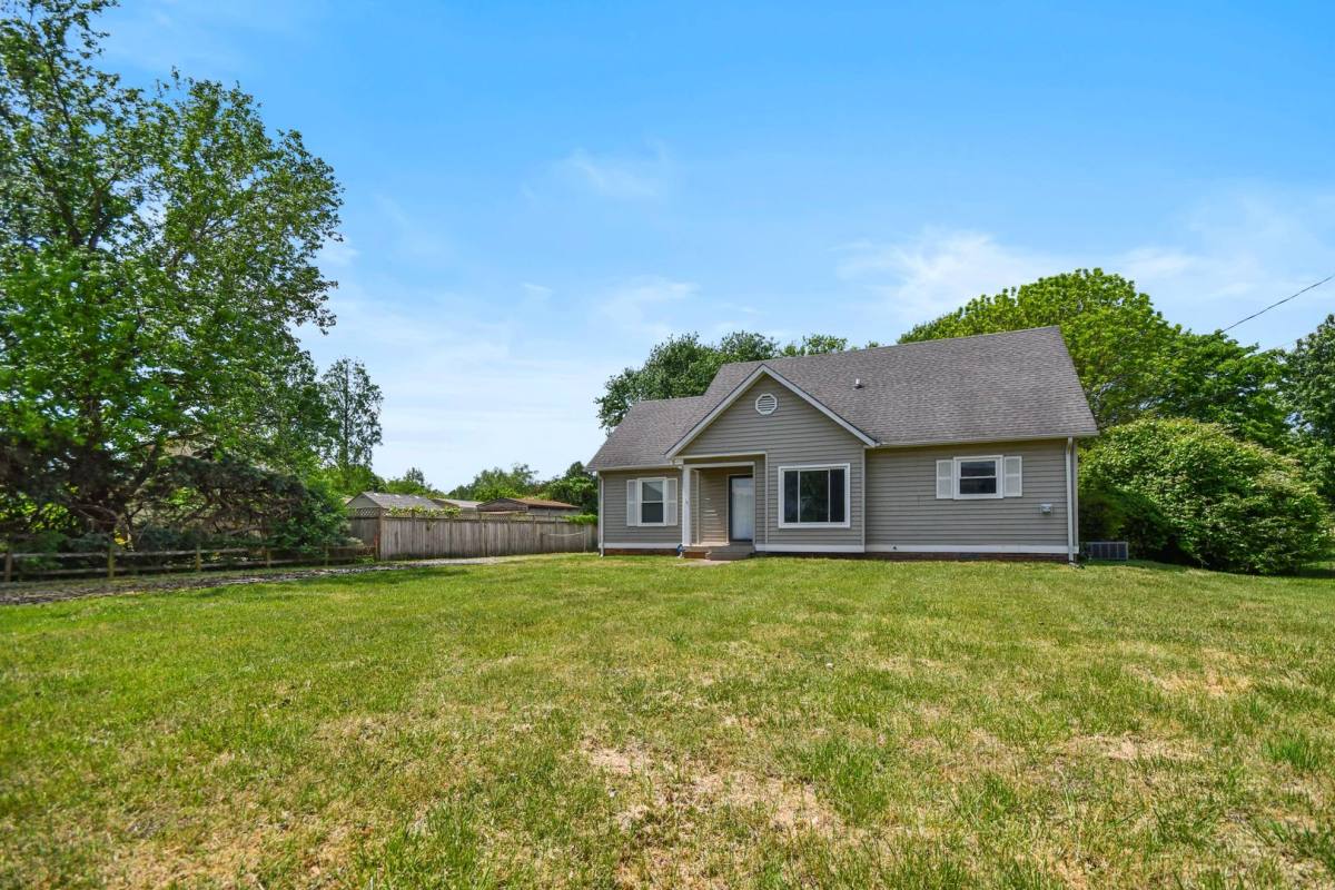 House for rent at 3394 Minor Dr, Clarksville, TN 37042
