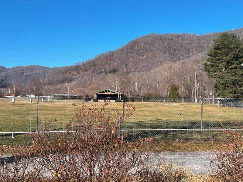 House for rent at 115 Crider Circle, Maggie Valley, NC 28751