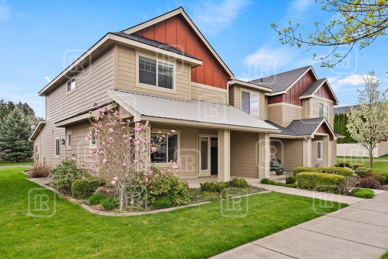 Townhouse for rent at 1840 N Willamette Rd, Greenacres, WA 99016