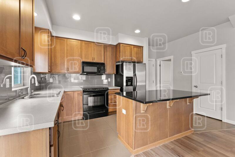 Townhouse for rent at 1840 N Willamette Rd, Greenacres, WA 99016
