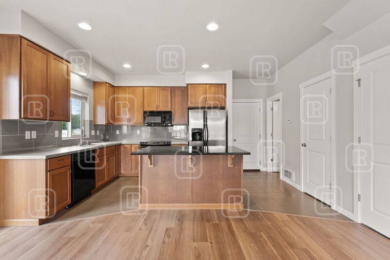 Townhouse for rent at 1840 N Willamette Rd, Greenacres, WA 99016