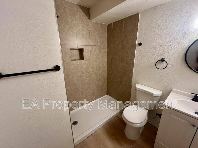 Apartment for rent at 1320 Martin Luther King Jr Ave NE #9, Albuquerque, NM 87106