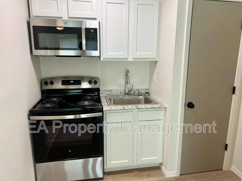 Apartment for rent at 1320 Martin Luther King Jr Ave NE #9, Albuquerque, NM 87106