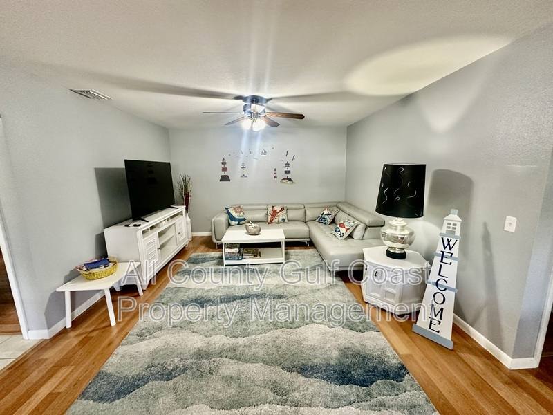 House for rent at 515 15th Ave W, Palmetto, FL 34221