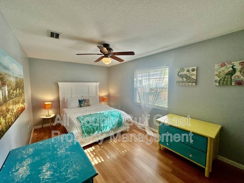 House for rent at 515 15th Ave W, Palmetto, FL 34221