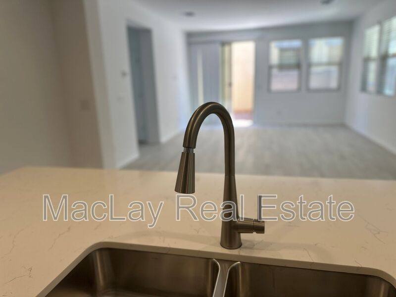 House for rent at 3809 N 100th Dr, Avondale, AZ 85392
