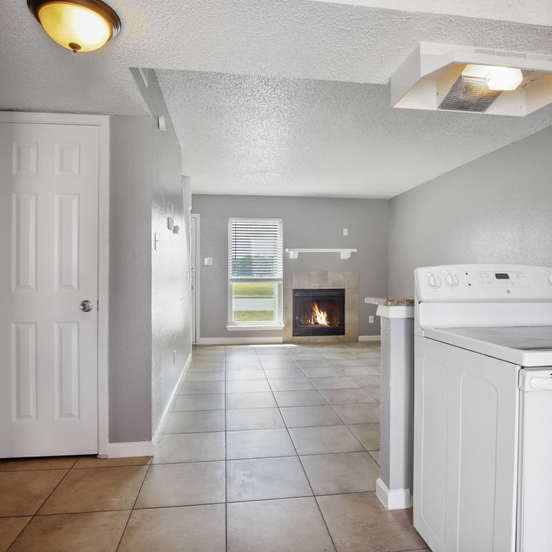 Townhouse for rent at 408 Noble Ave #B, Fort Worth, TX 76140