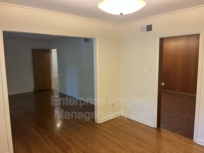 House for rent at 5081 Whitehall Ave, Memphis, TN 38117