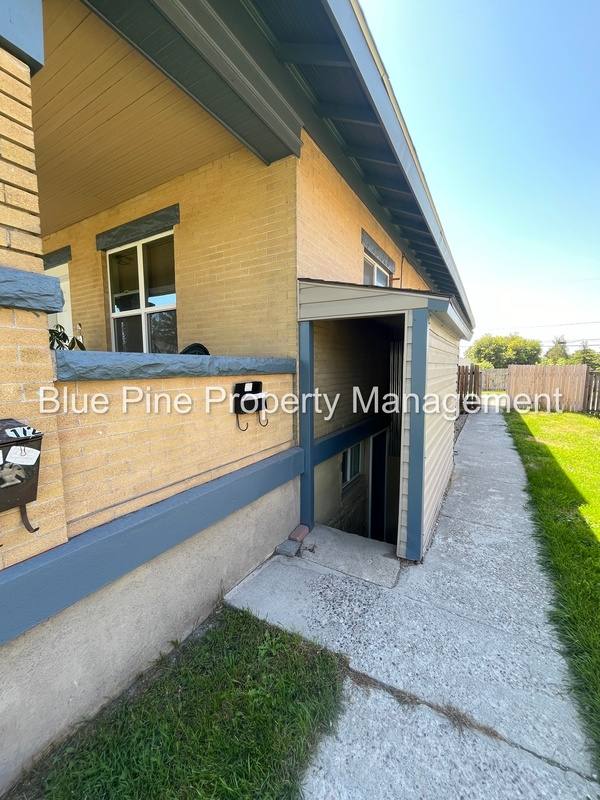 Apartment for rent at 461 1 2 I St, Idaho Falls, ID 83402
