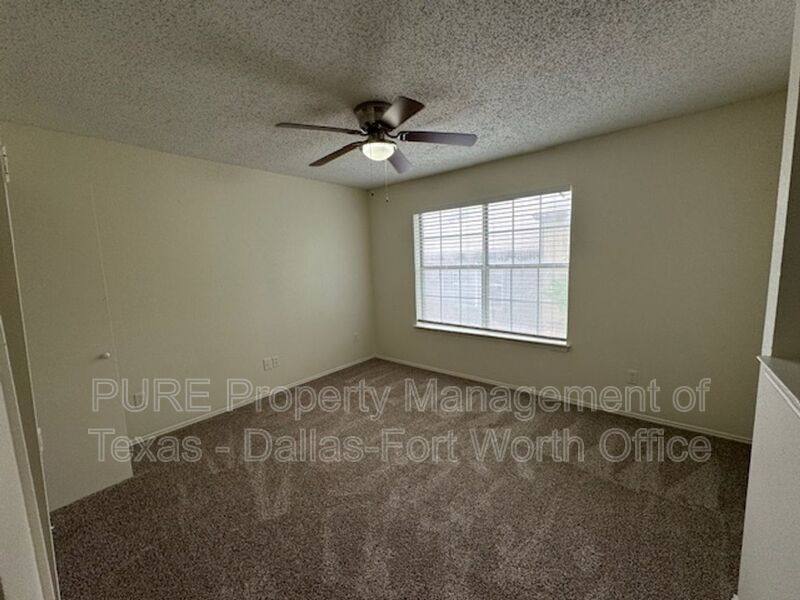 Townhouse for rent at 4002 W Pioneer Dr #119, Irving, TX 75061