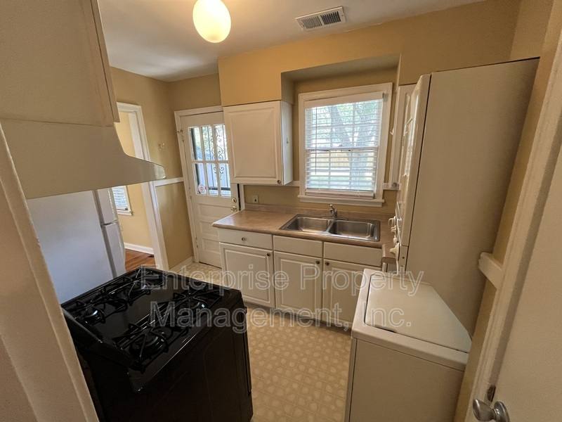House for rent at 792 Saint Nick Dr, Memphis, TN 38117