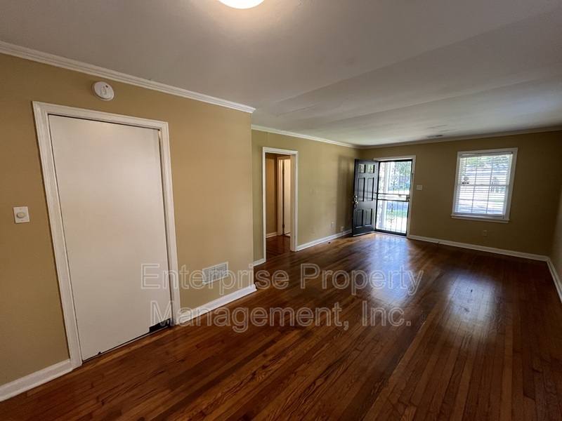 House for rent at 792 Saint Nick Dr, Memphis, TN 38117