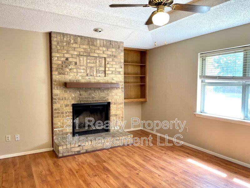 House for rent at 8710 California Dr, Frisco, TX 75033