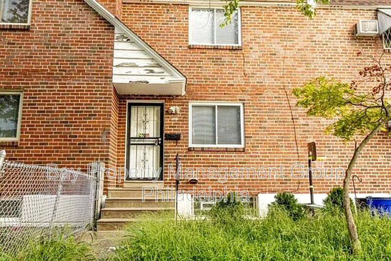 Townhouse for rent at 5931 Elmhurst St, Philadelphia, PA 19149